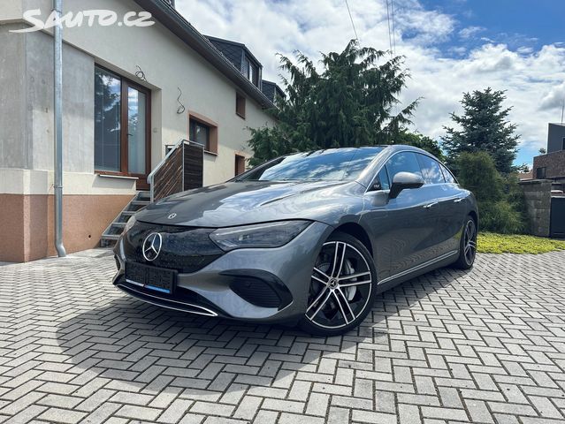 Mercedes EQE